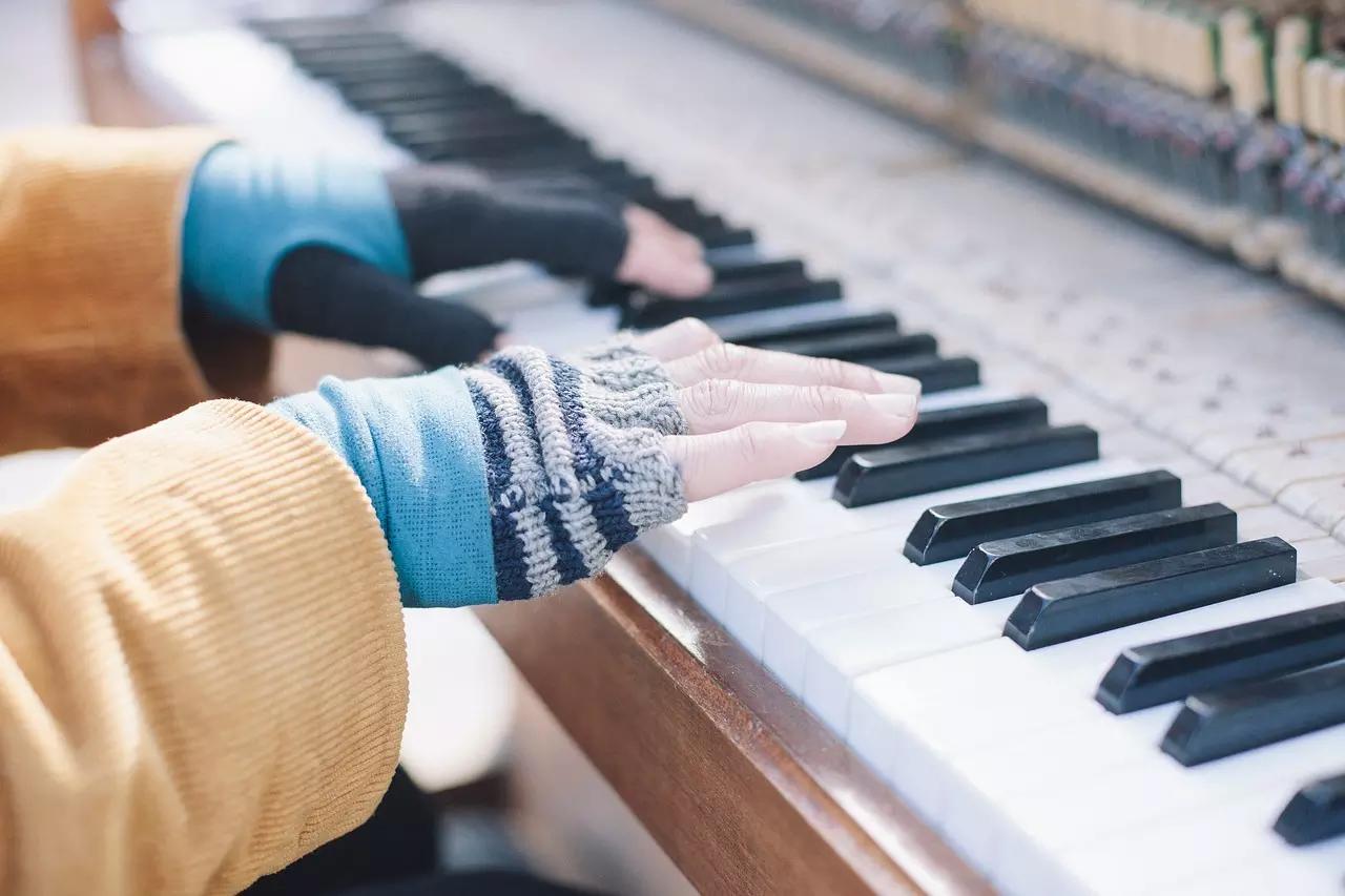Descubra tudo sobre como aprender as escalas no piano !