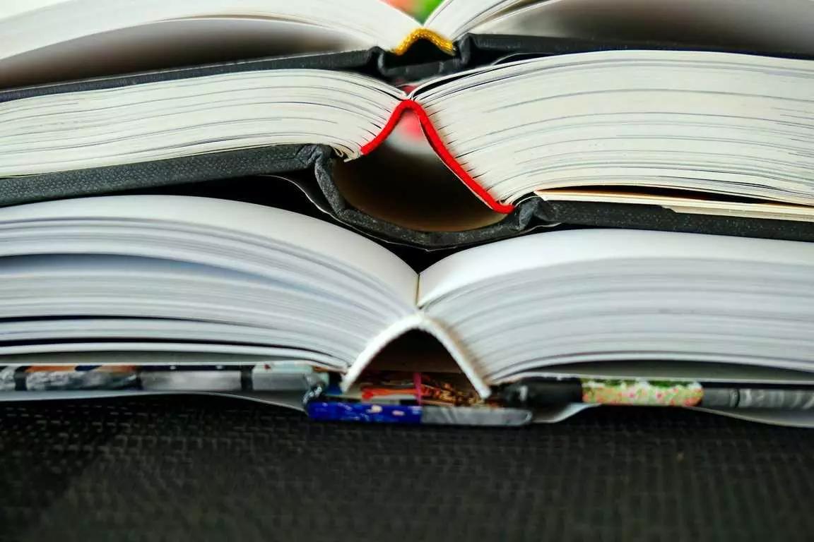 Não deixe de revisar as regras gramaticas do idioma da Itália