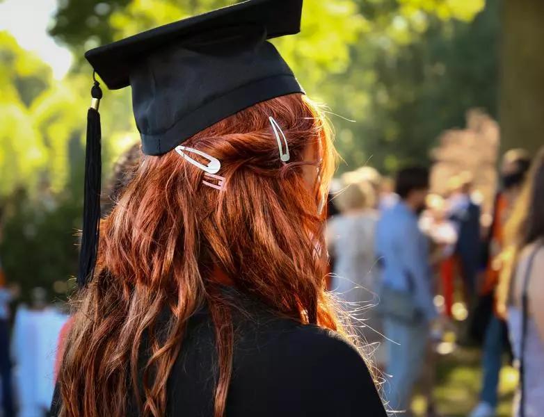 Diploma é importante, mas não obrigatório.
