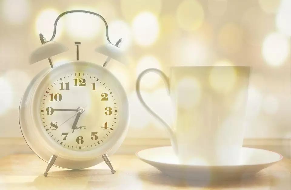 A logística do tempo de estudo dos aprendizes é um dos maiores desafios de quem aprende alemão.