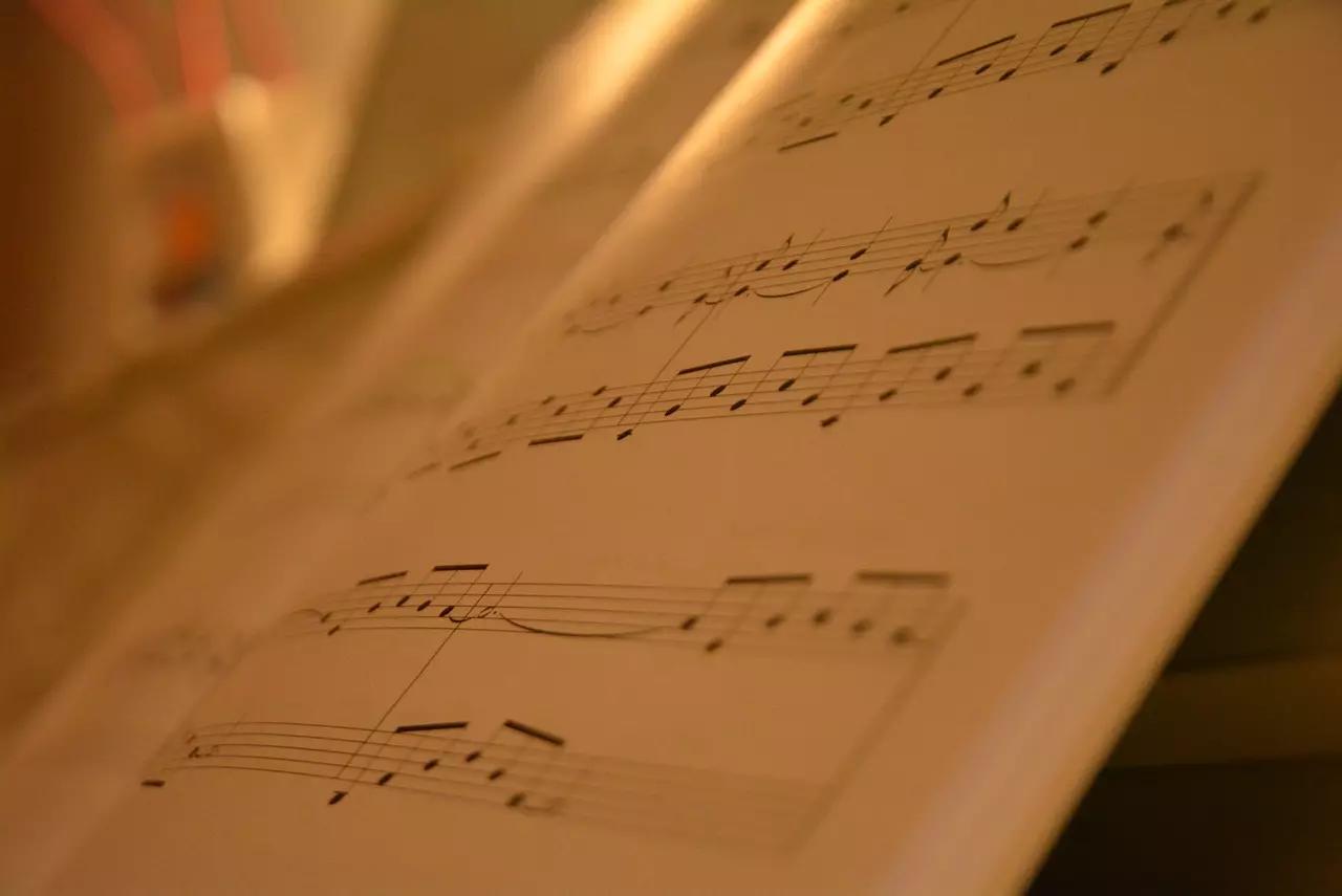 Por que escrever partitura de piano?
