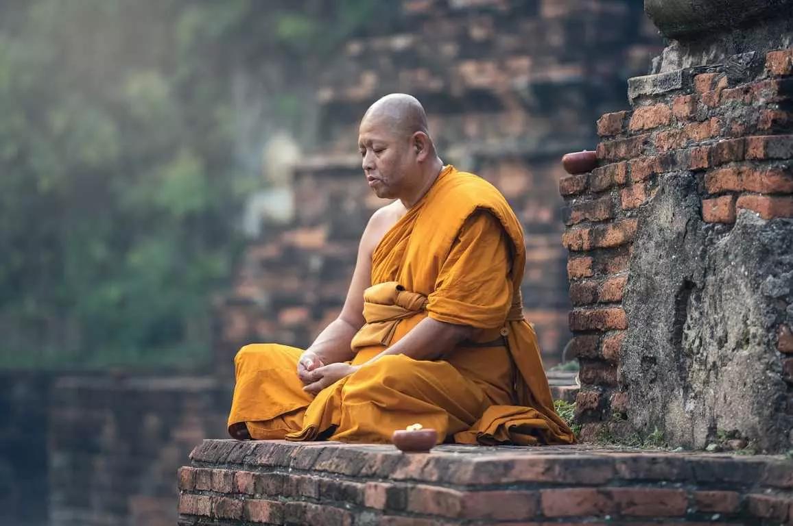 Faça meditação e viva tranquilamente