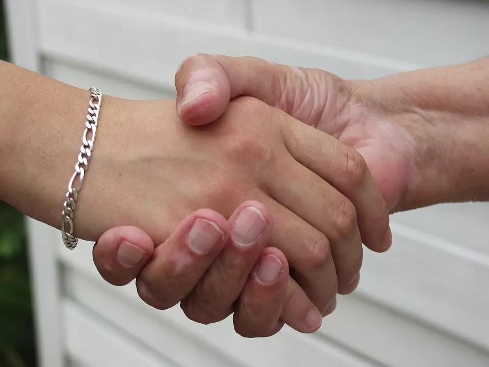 Estabelecer um bom preço é essencial para se conseguir estudantes de alemão.