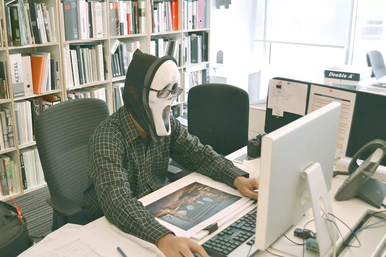 Como preservar seus dados pessoas na internet.