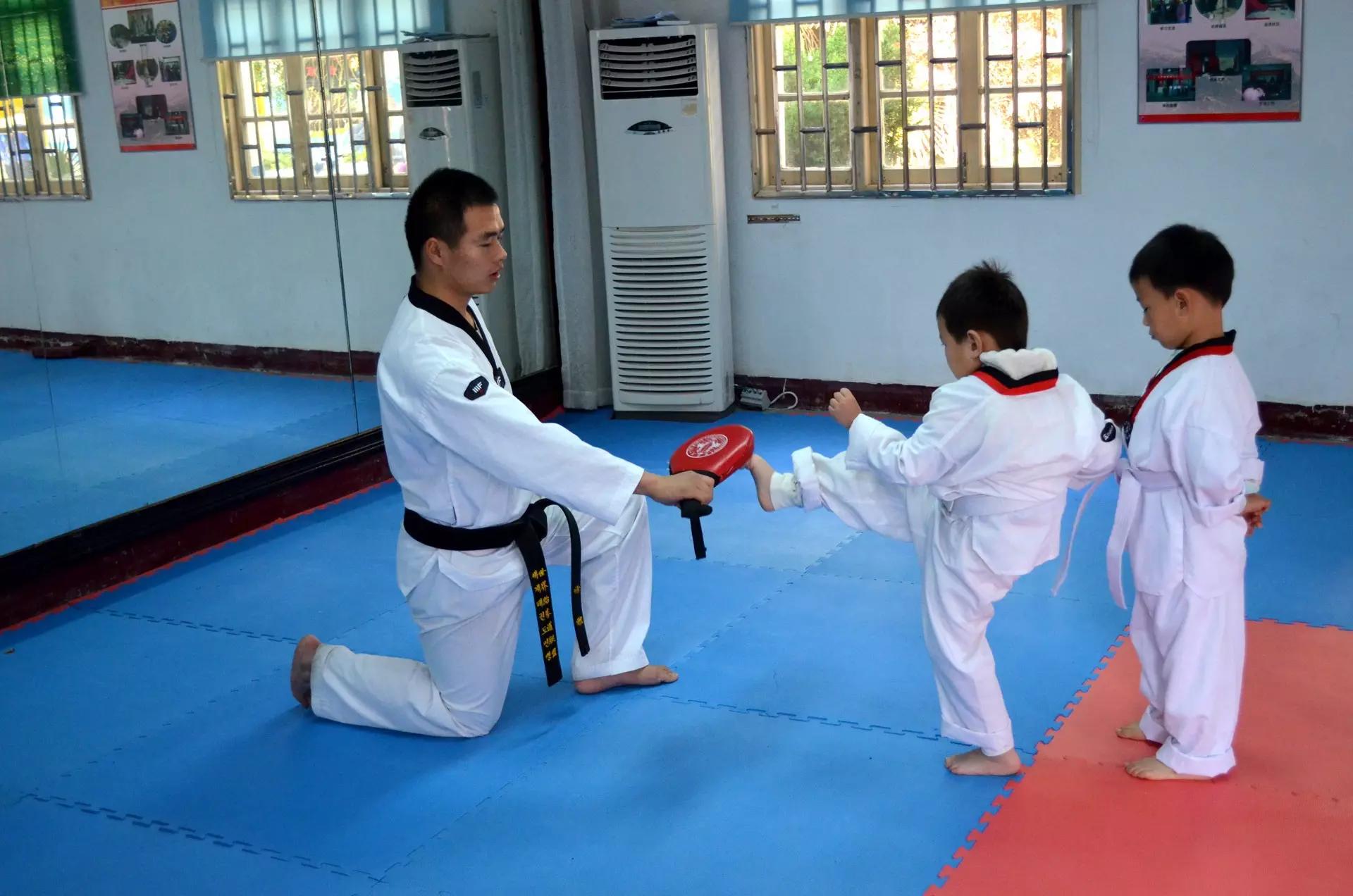 o kung fu faz parte da vida no oriente