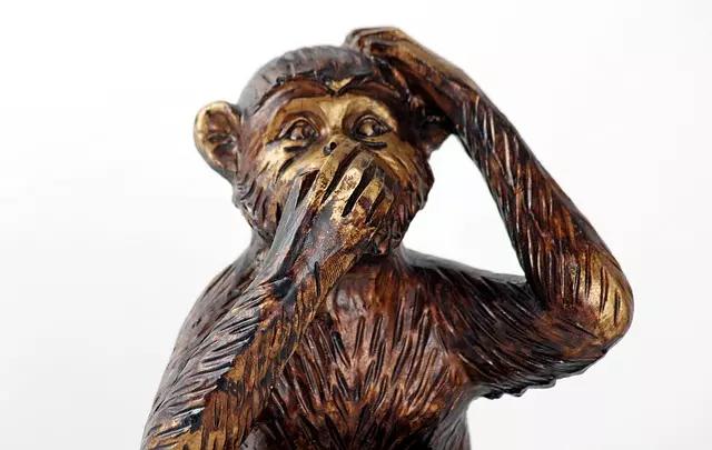 É possível arrumar um emprego sem falar alemão direito.