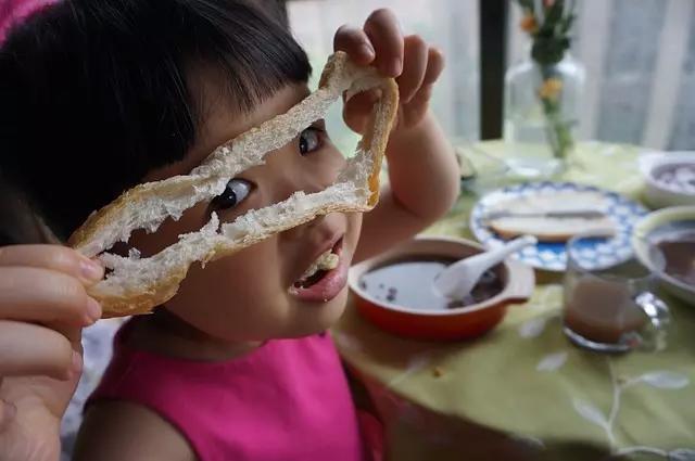 Comer também é um ato de socialização.