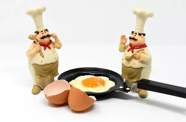 Um canal para casais que não sabem cozinhar aprenderem juntos.