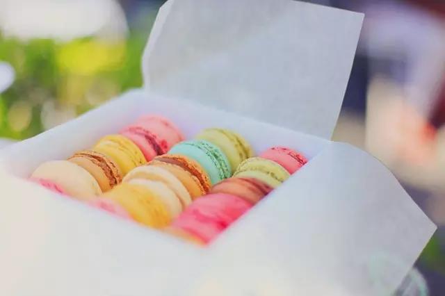 Os deliciosos - e doces - macarons são mais gostosos quando consumidos em território francês!