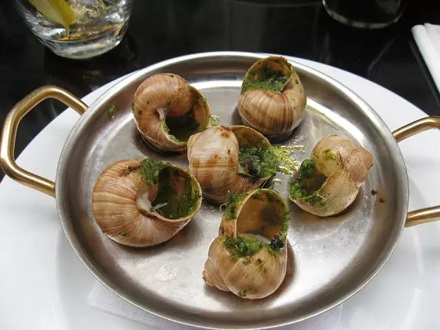Quer prato mais famoso no mundo do que o escargot francês?