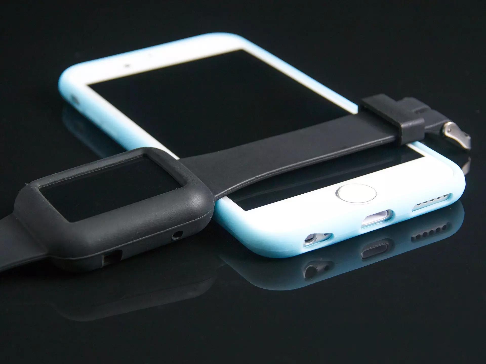 Otimize a sua pulseira inteligente conectando-a ao seu smartphone