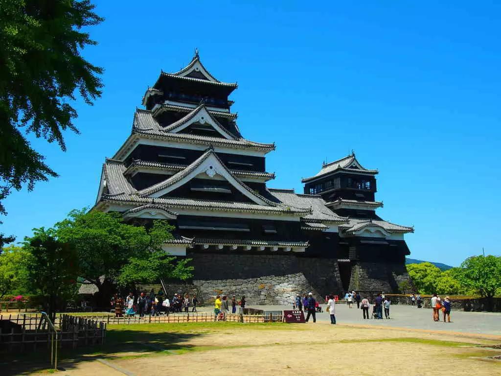 Faça turismo no Japão