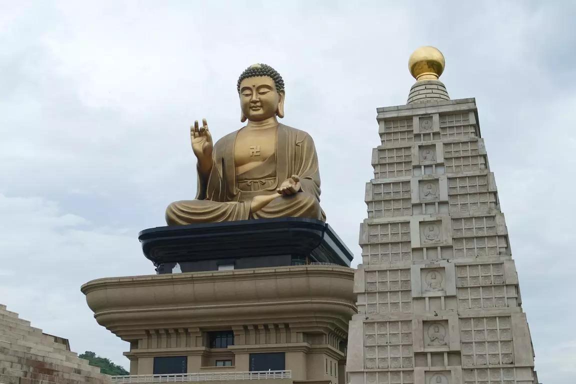 Faça aulas de mandarim para conhecer o país