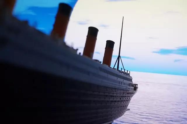 O percurso do Titanic e da história da moda se cruzam em determinado momento!