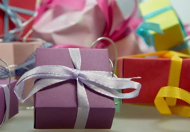Quem frequenta os cursos de corte e costura para iniciantes vai amar nossas ideias de presentes!