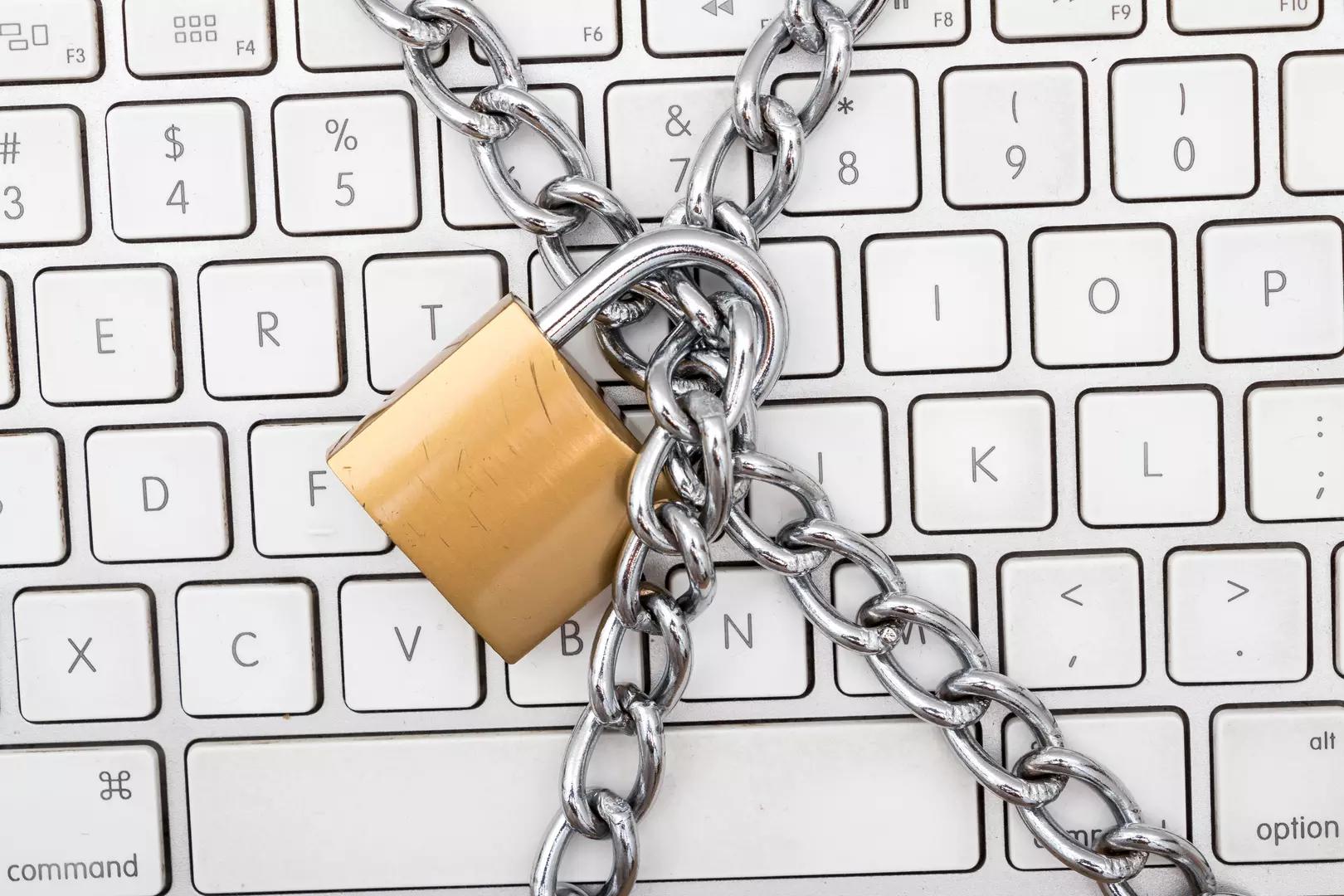 Como evitar ataques de hackers? Aprenda na escola