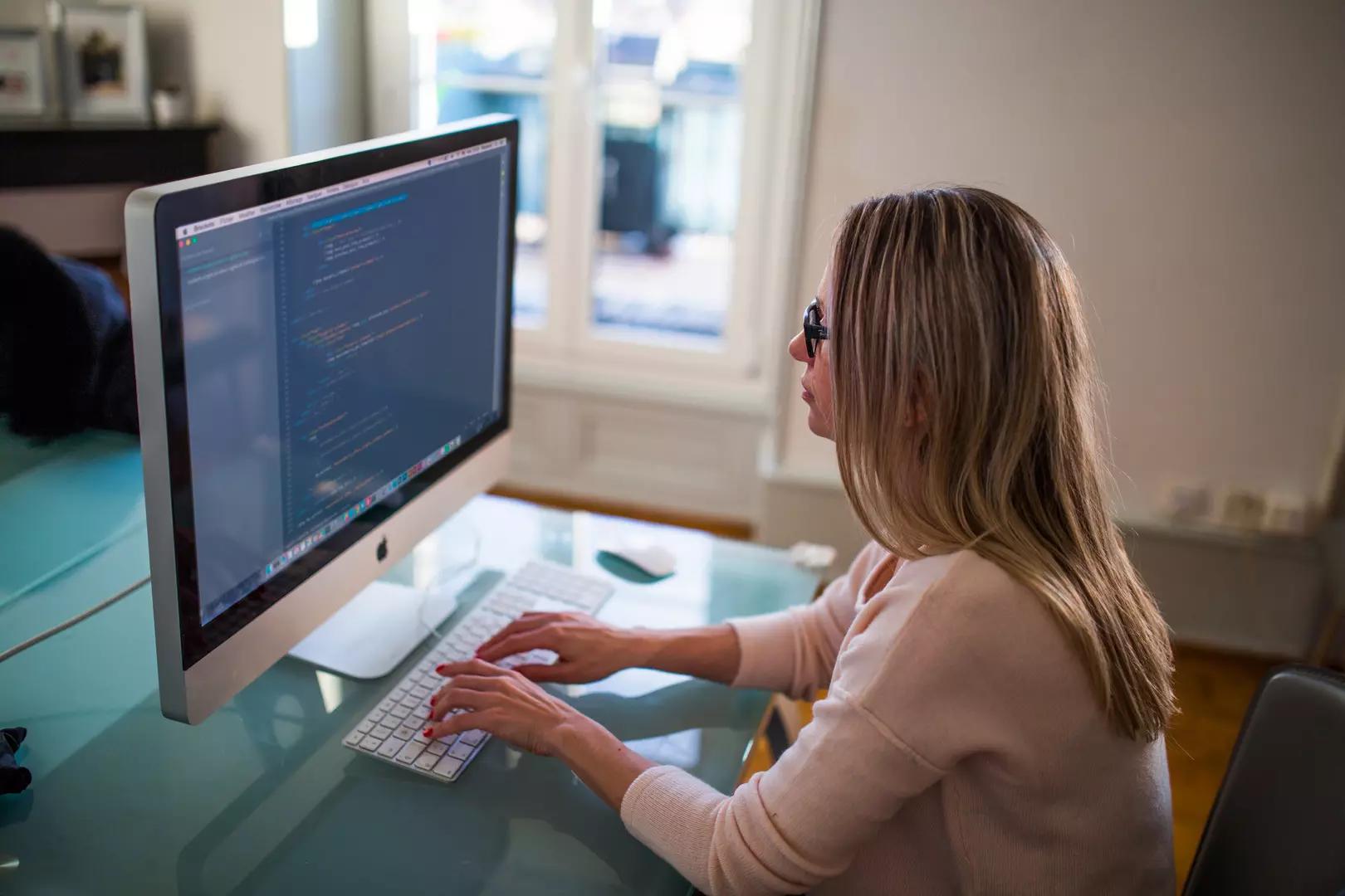 Faça uma aula para aprender sobre computadores