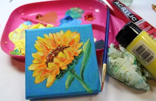 Um professor particular é ideal para aqueles que querem aprender a pintar por diversão.