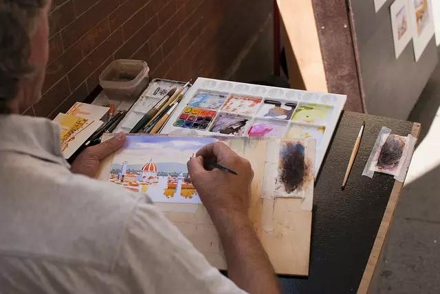 Você prefere a flexibilidade da aquarela ou o tempo da óleo?