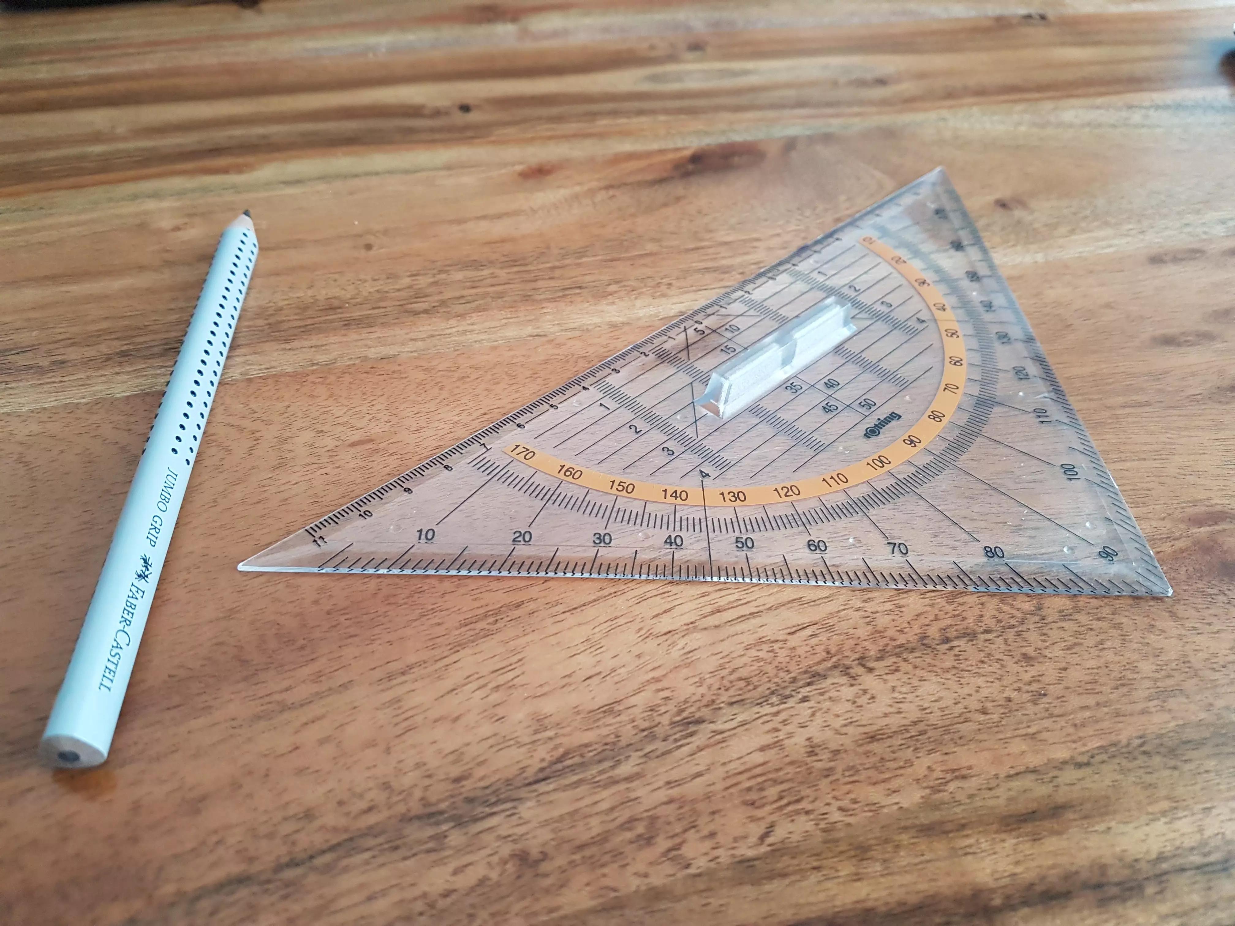 as aulas de matemática espacial precisam de ferramentas
