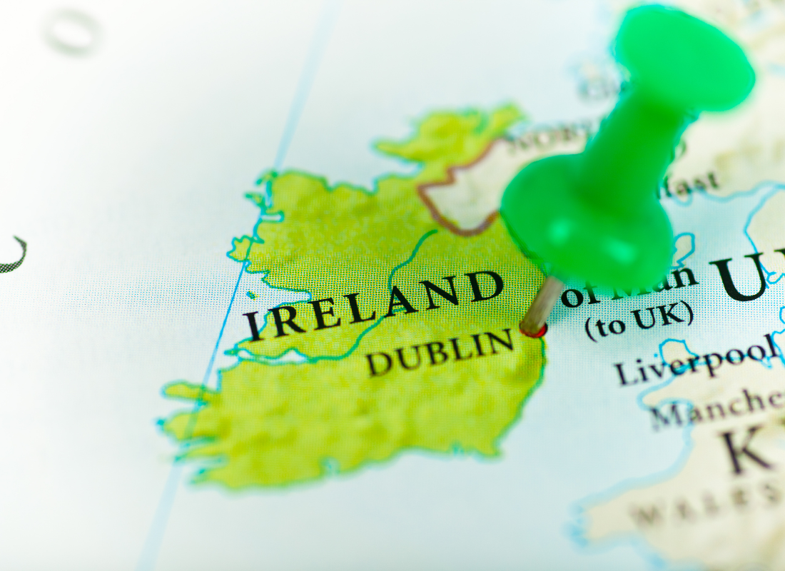 Mapa da irlanda com um pin na capital dublin