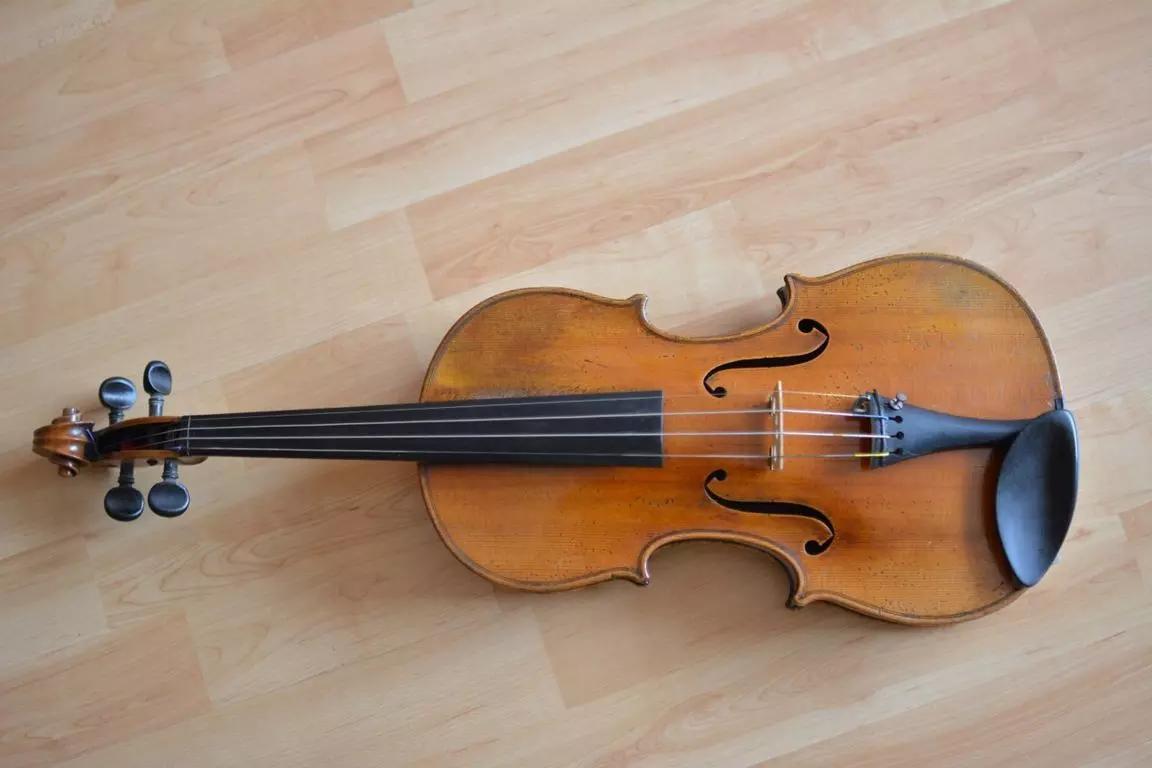 Aulas de música para se tornar um violinista