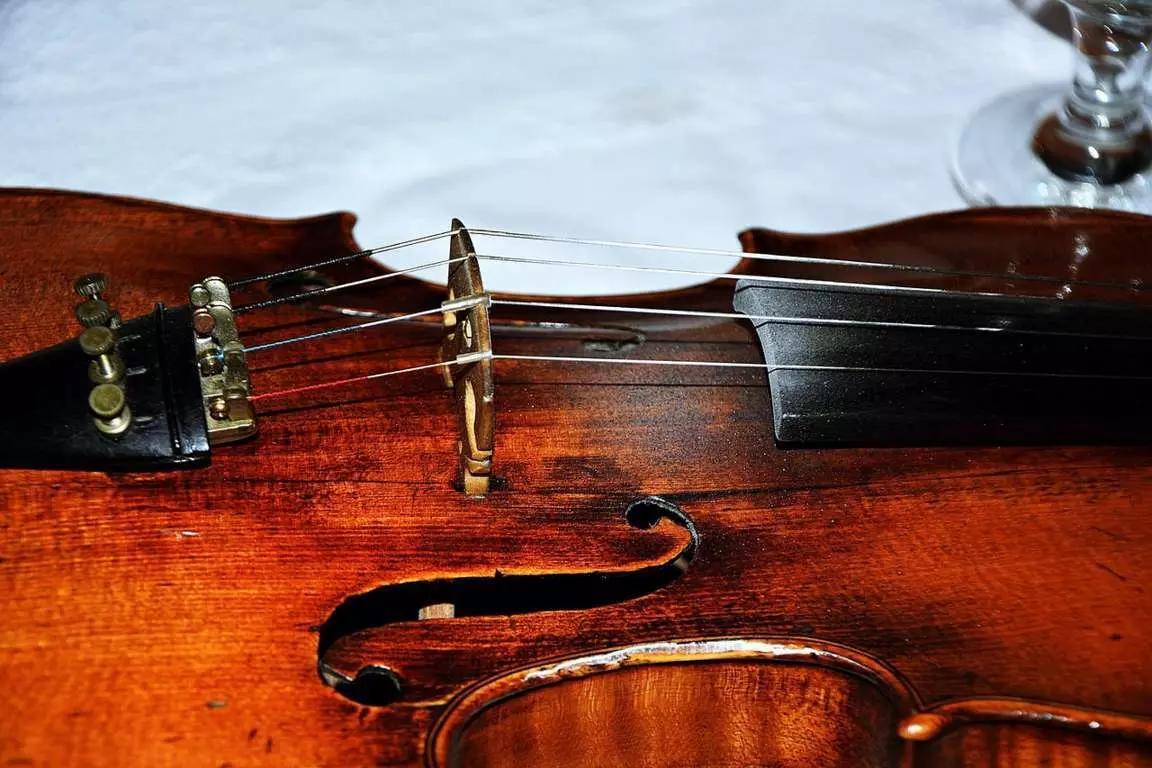 Compre materiais para música