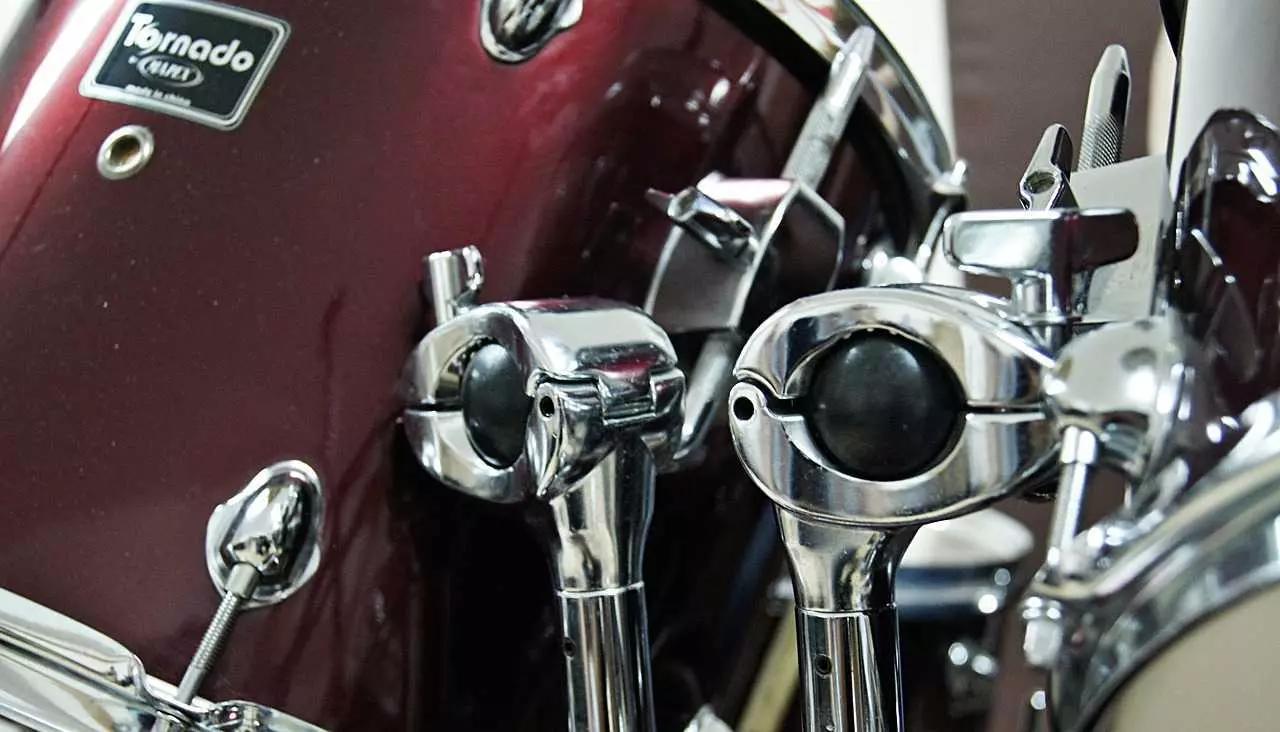 Faça aulas para aprender técnicas de percussão