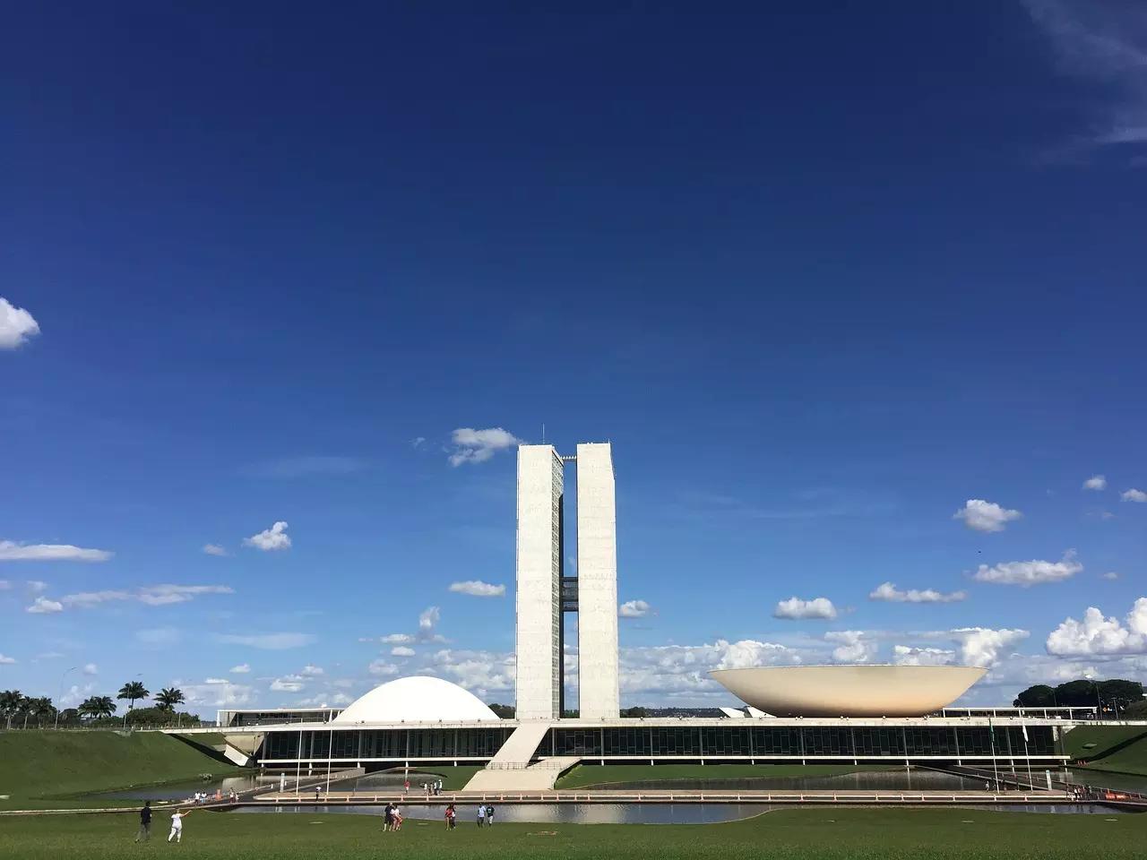 Estude russo na capital brasileira.