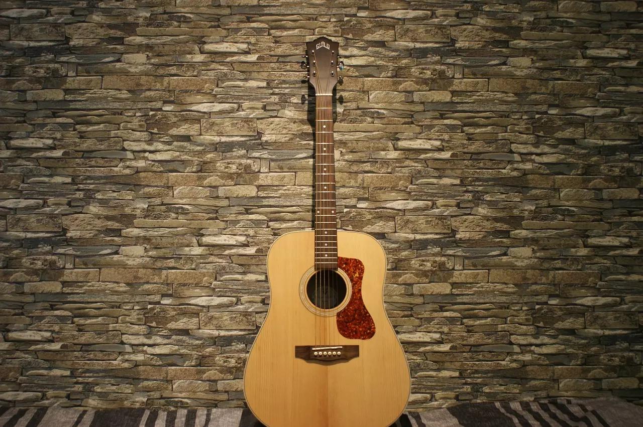 Como se tornar um guitarrista sem fazer aulas?