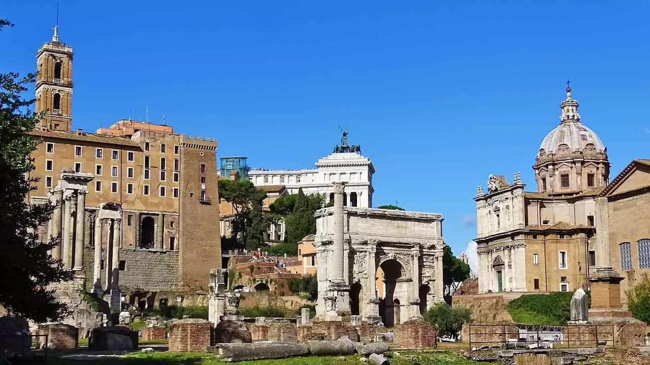 Faça aulas do idioma de Roma Antiga
