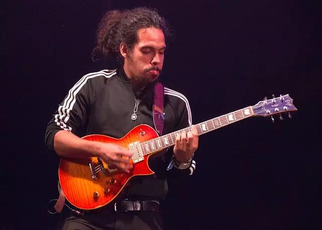 Como tocar um reggae