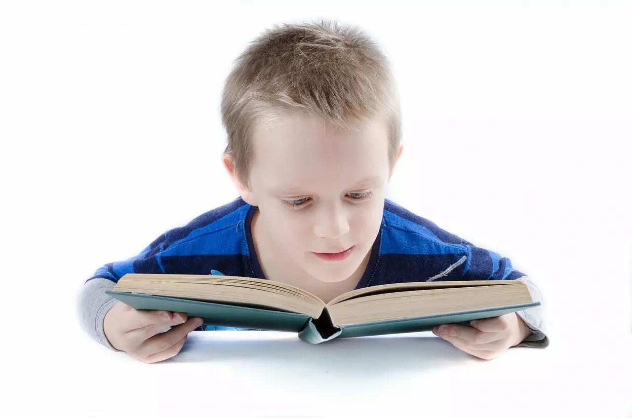 Dar aula para autistas.
