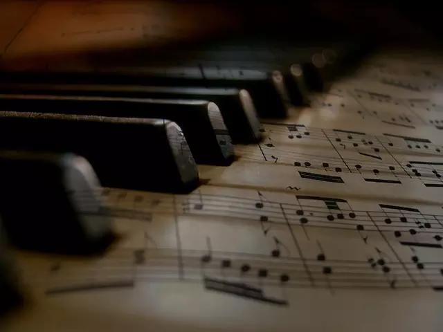 A teoria musical no piano