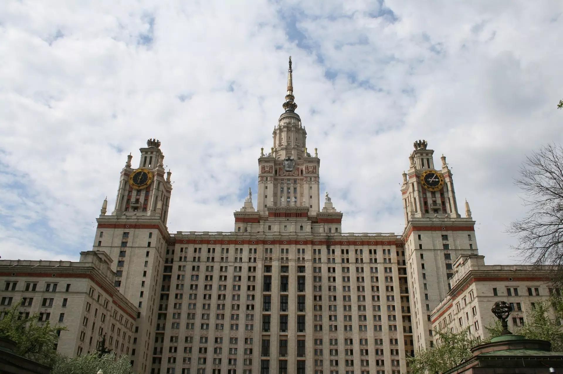 As universidades russas oferecem um ensino superior de alta qualidade.