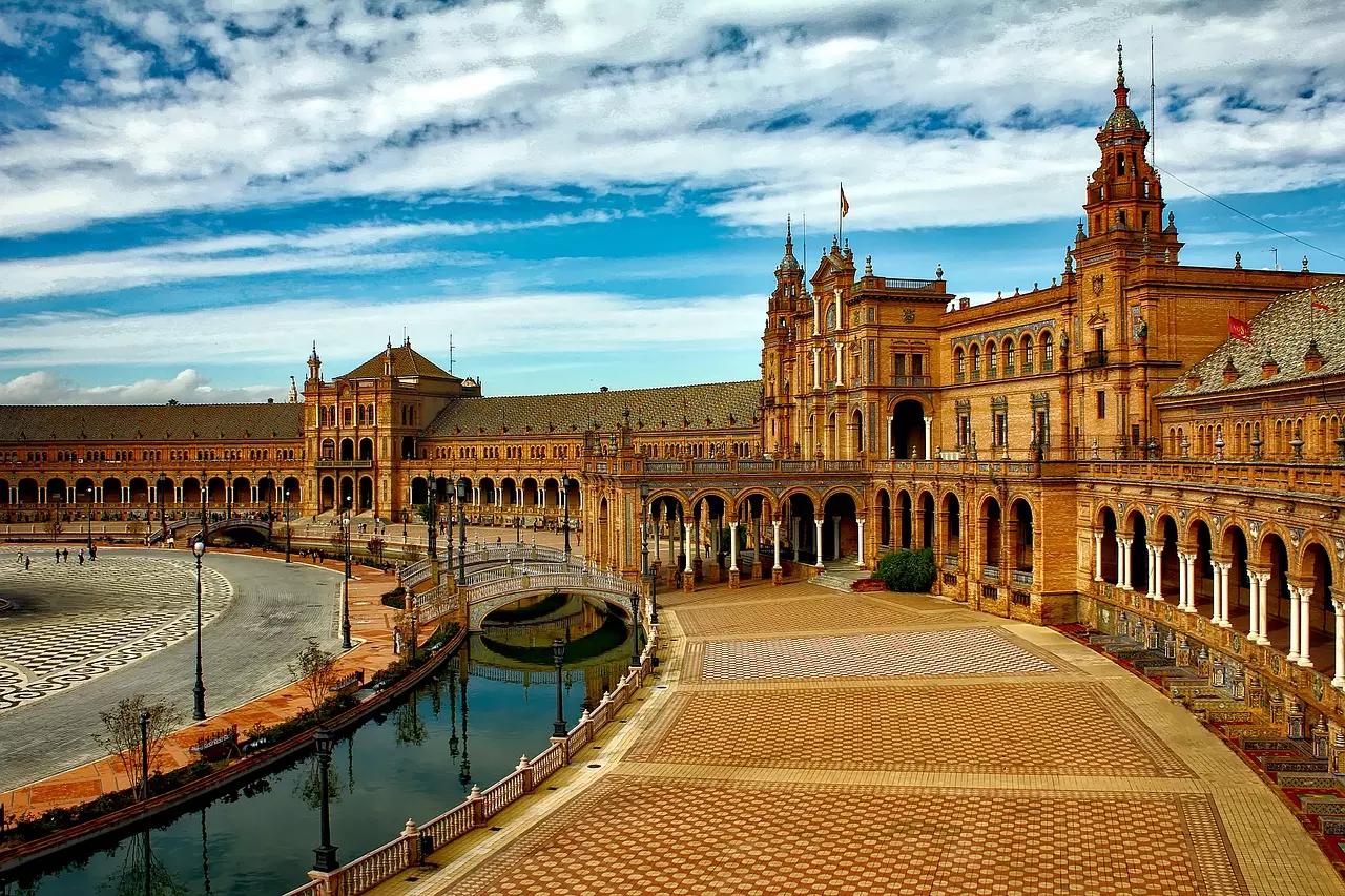 Quais são as cidades mais bonitas da Espanha?