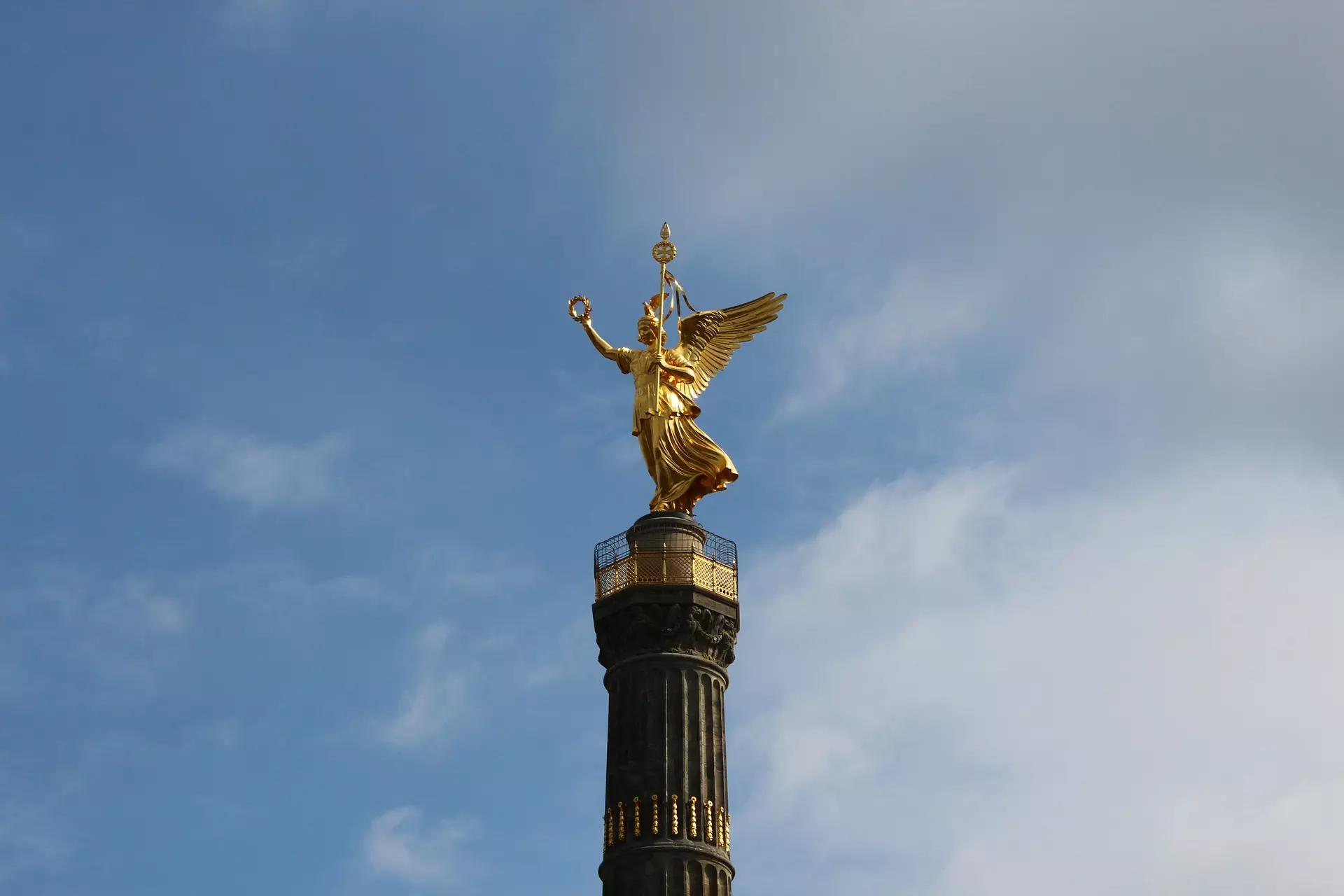 Obelisco da Vitória