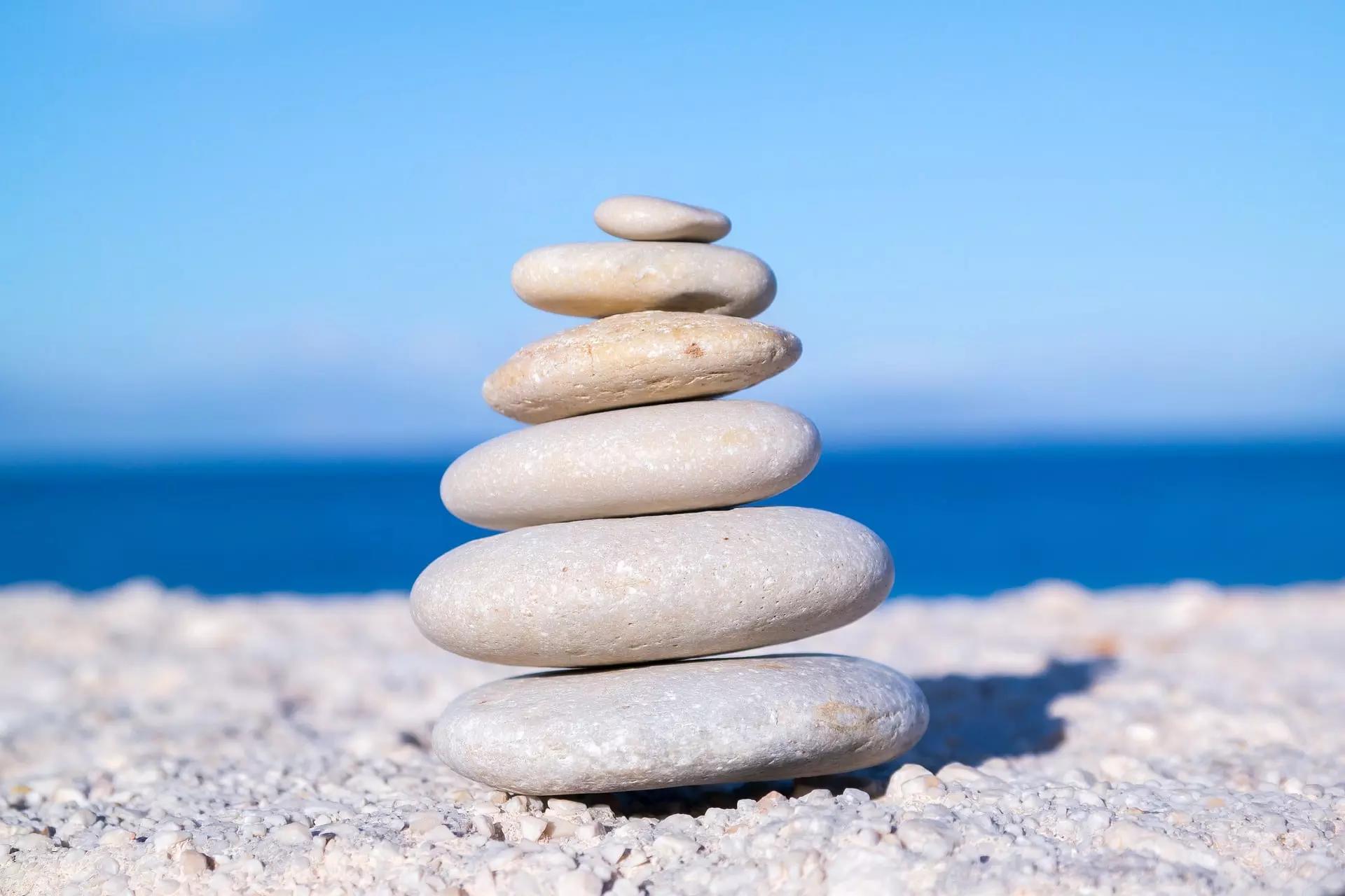 Dicas de como abrir os chacras com o yoga.