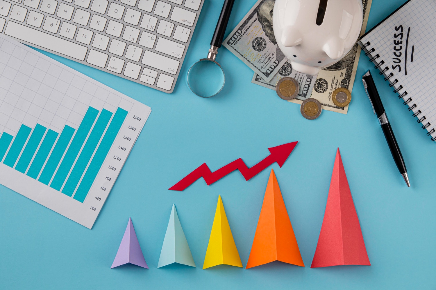 elementos e gráficos mostrando evoluçao financeira