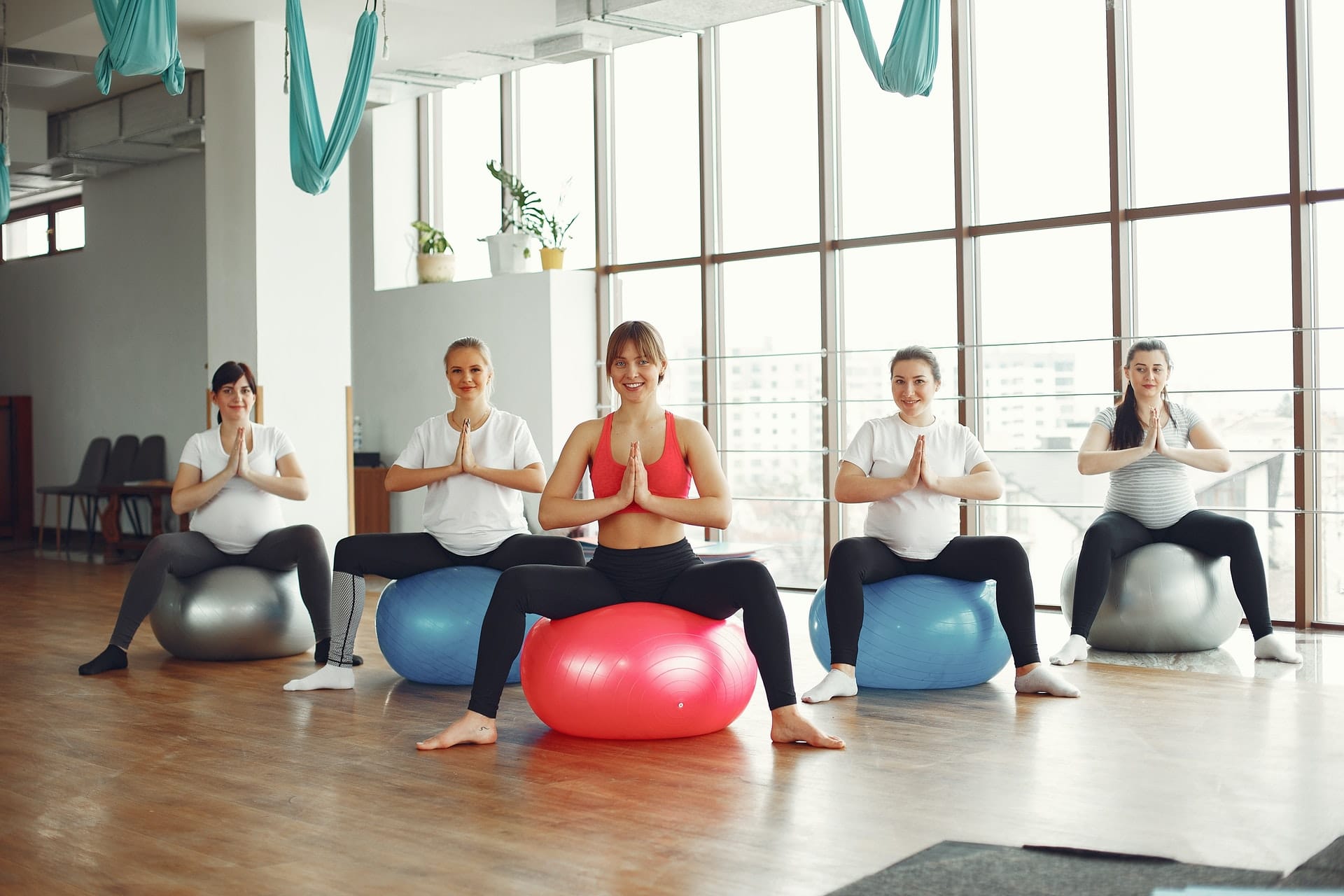 Aula de pilates com bola