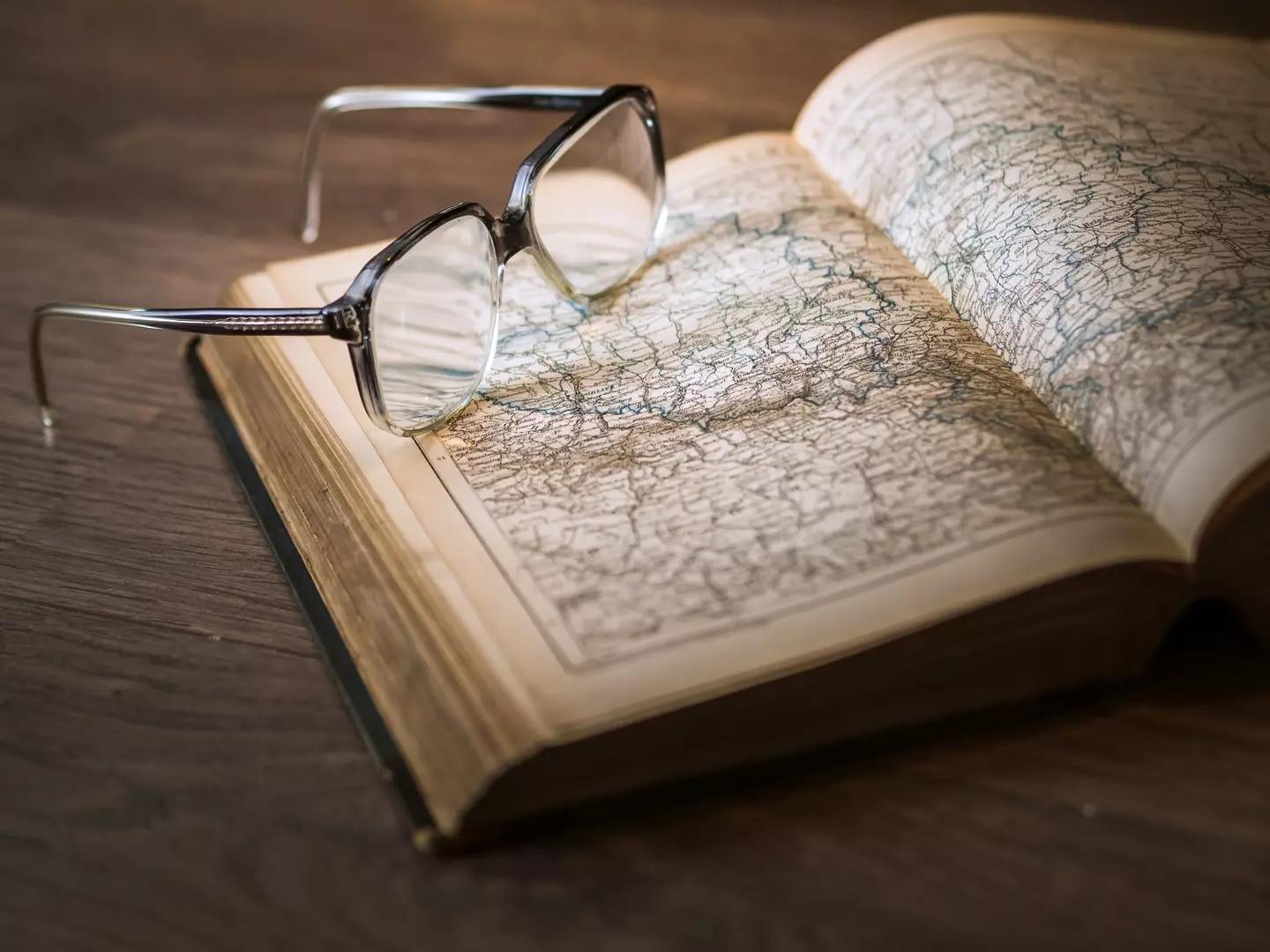 Conhecer detalhes históricos ajuda a entender o presente