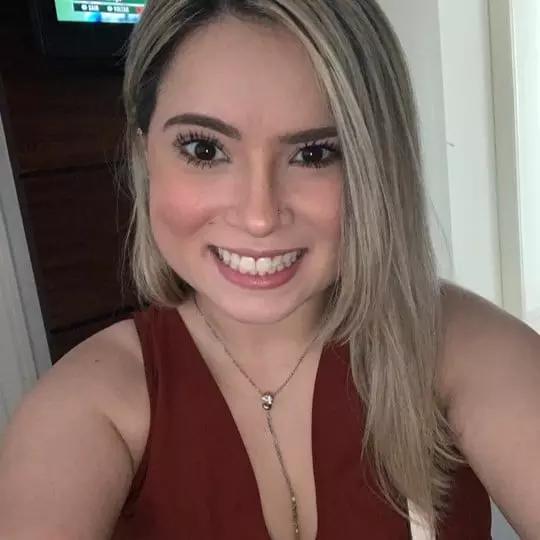 foto da redatora malu para seu perfil