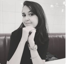 foto para perfil da redatora paula calado