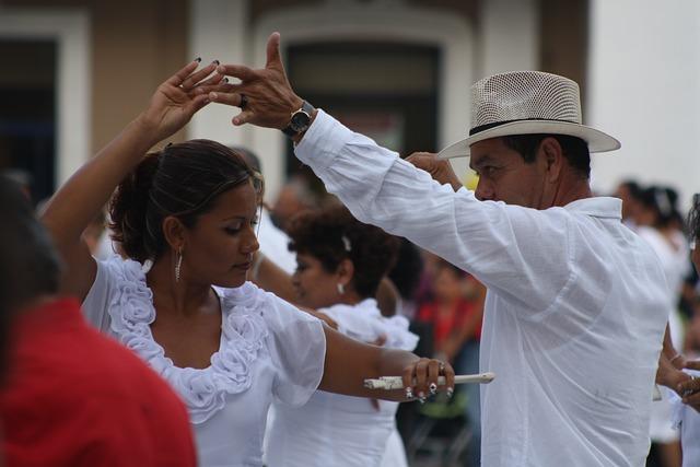 Dança em dupla.