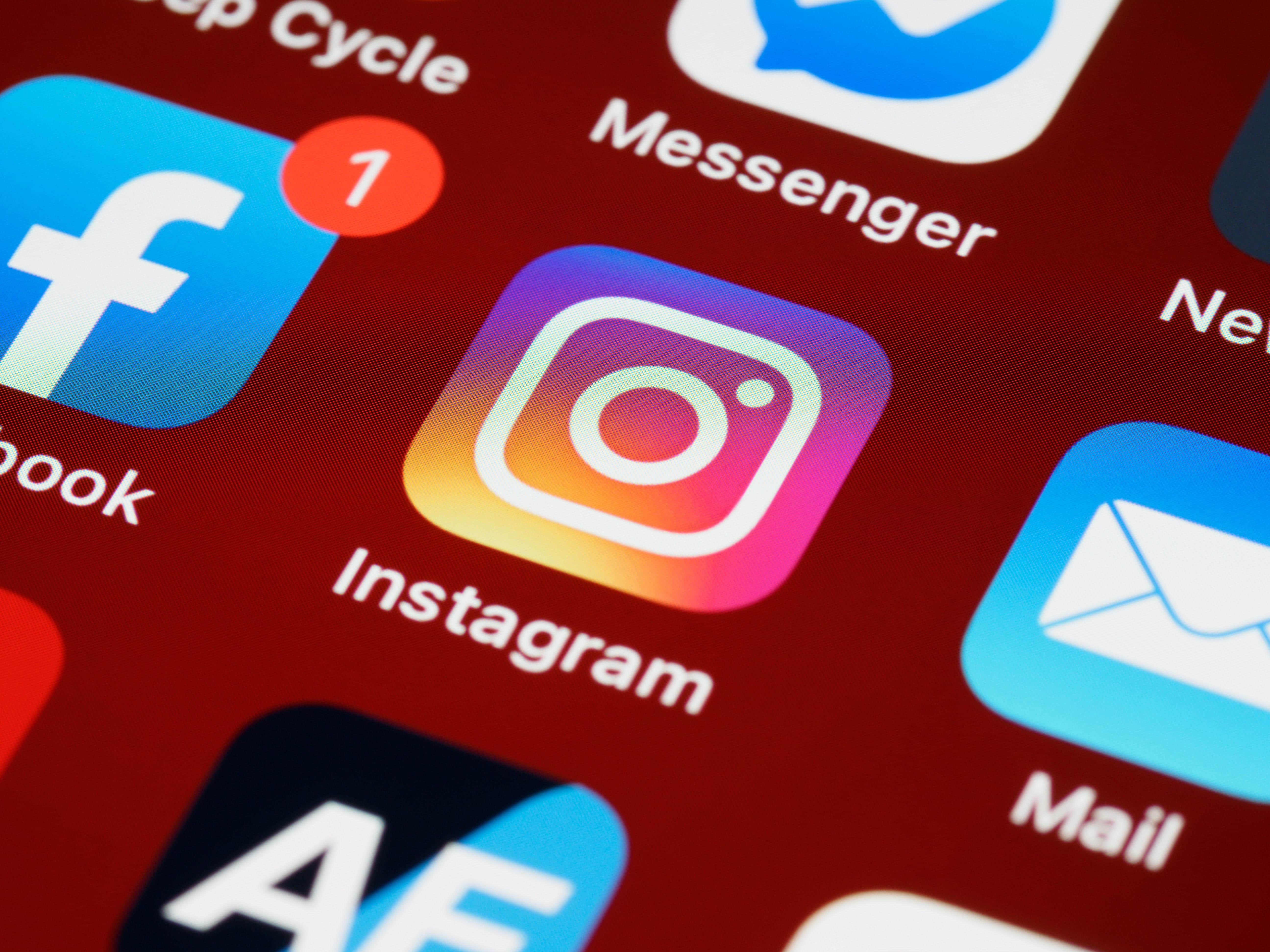 divulgar aulas particulares nas redes sociais