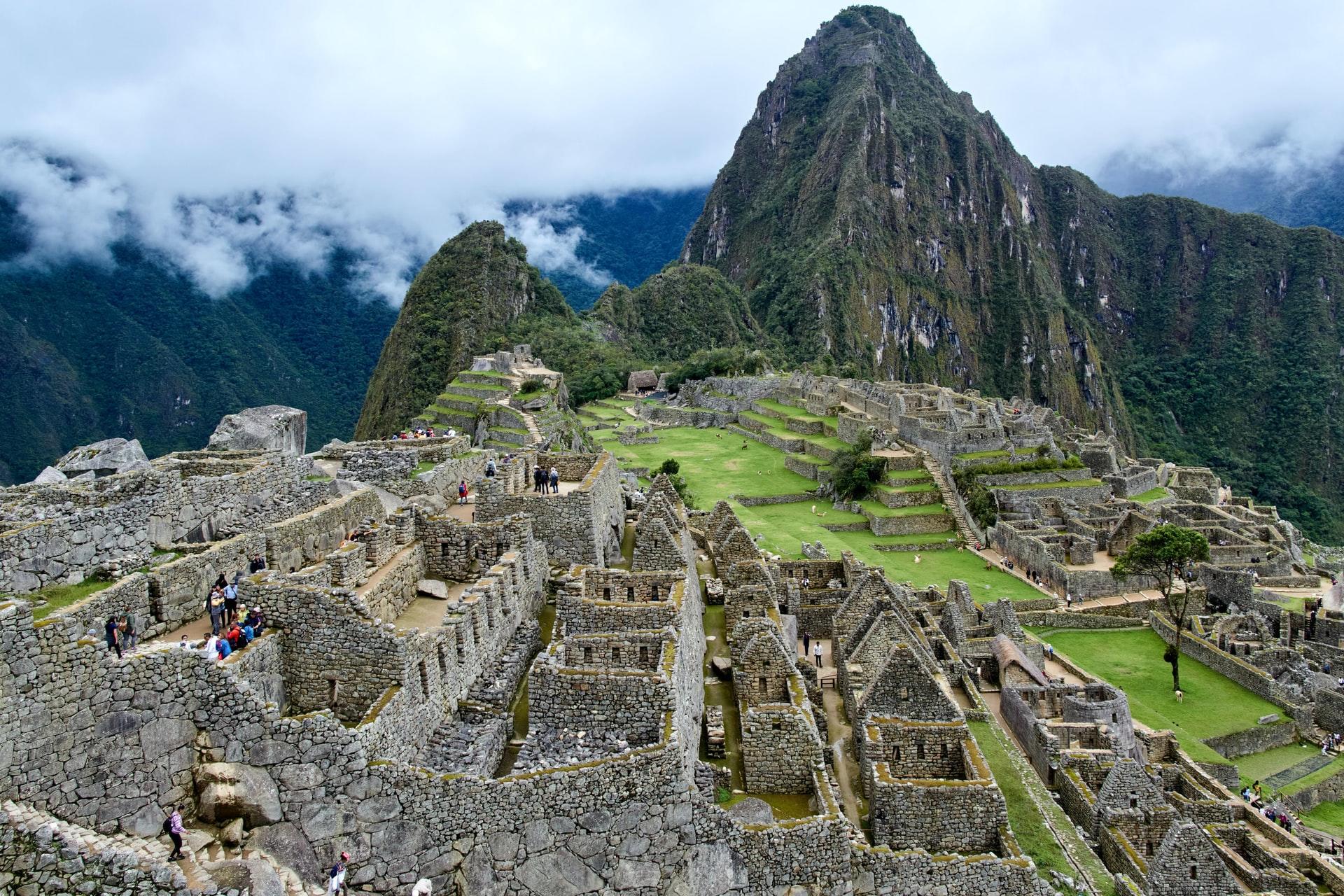 Imagem aérea de Machu Picchu.