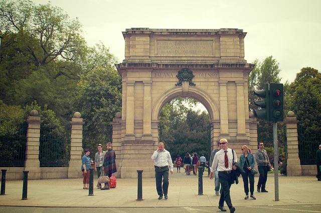 Arco de entrada do St Stephen's Green, parque em Dublin