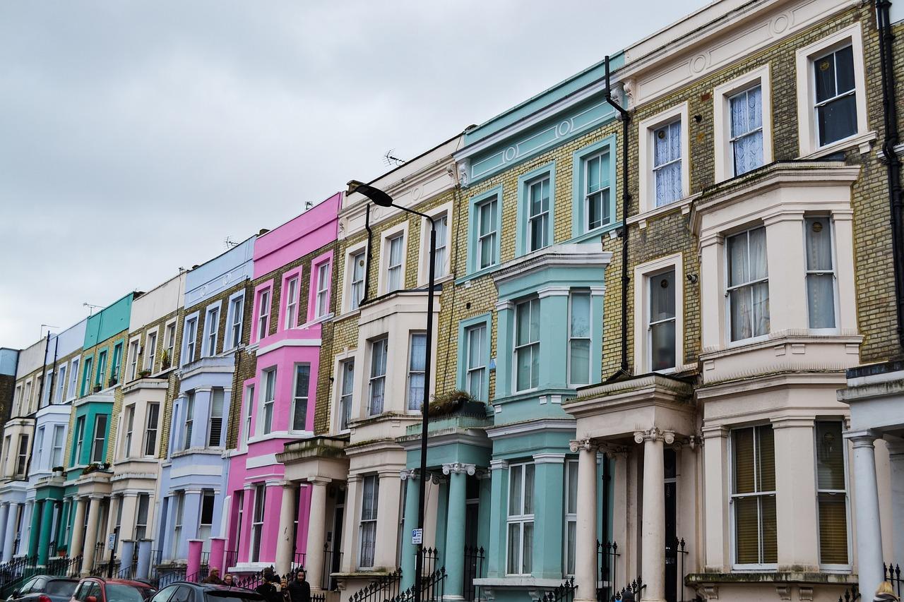 Casas do bairro Notting Hill em Londres