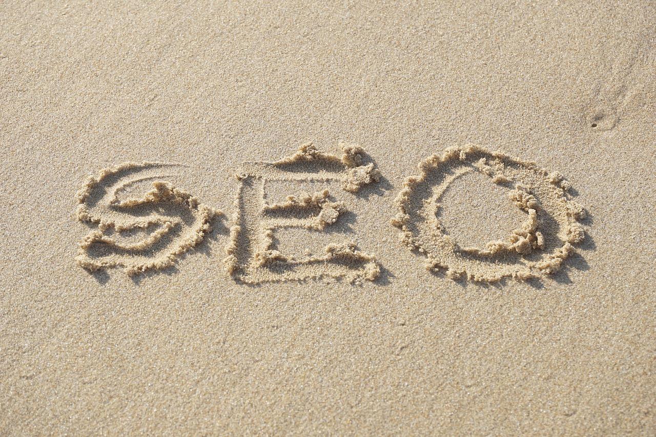 SEO escrito na areia