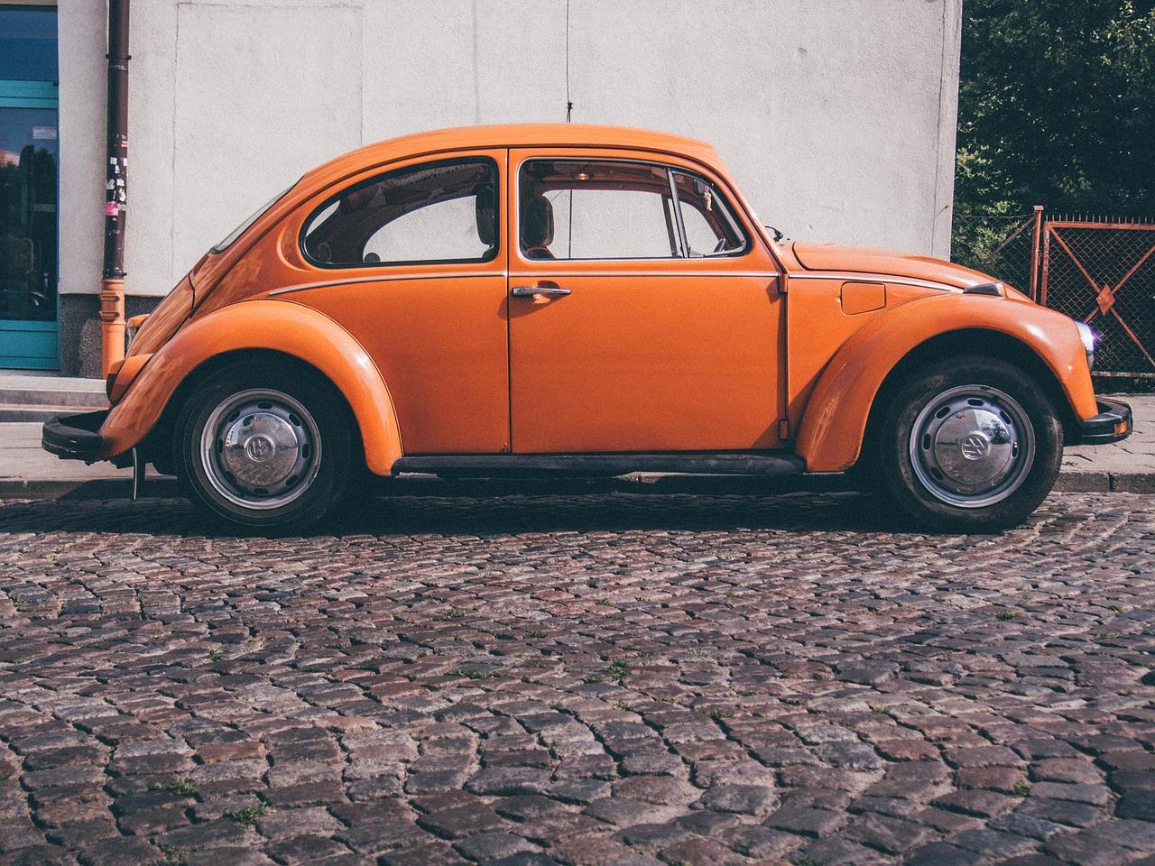 Um fusca amarelo